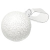Přívěsek s matnou kouličkou o průměru 12 mm ve stříbrné barvě.